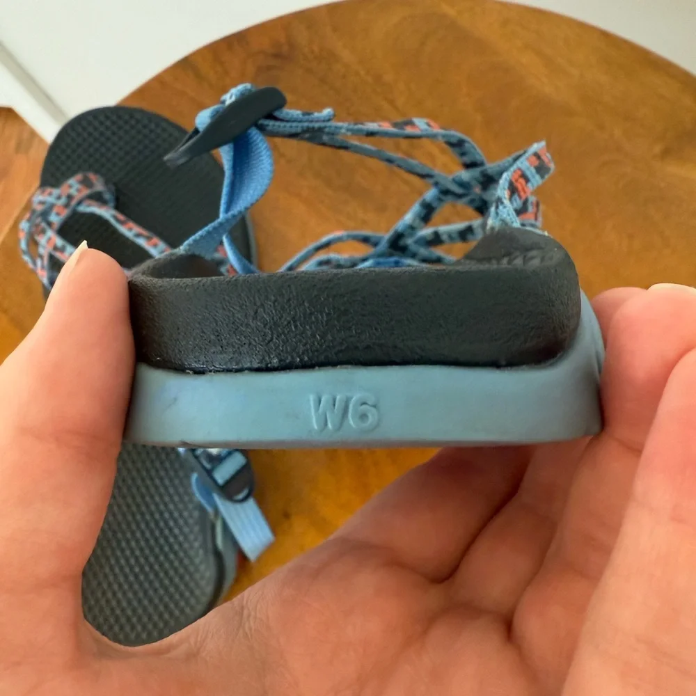 Chaco Zong x Eclipse Multi-Color Strappy Sandals, Size 6 hiking outdoor